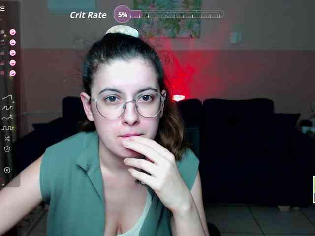 AminaBeatris13 webcam