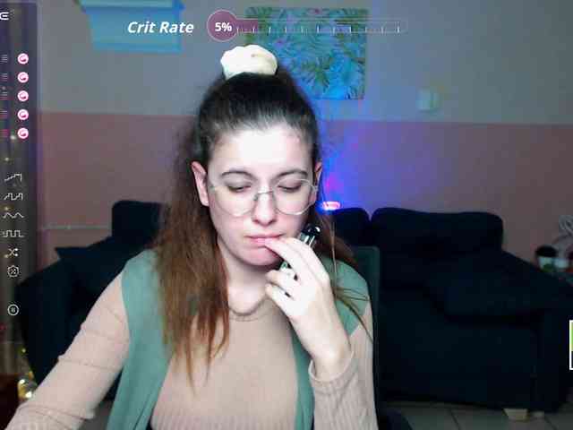 AminaBeatris13 webcam
