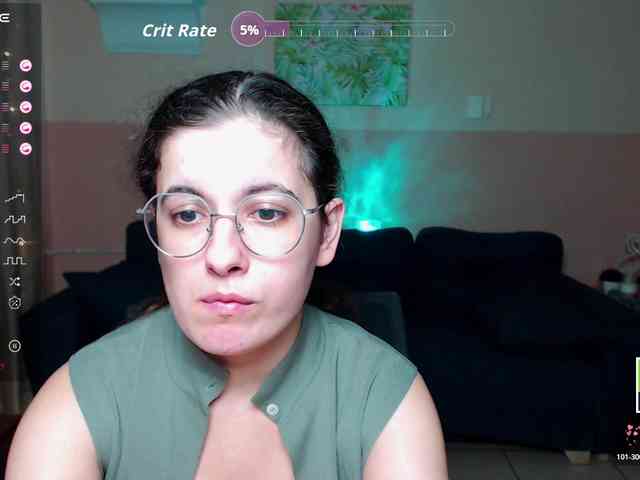 AminaBeatris13 webcam