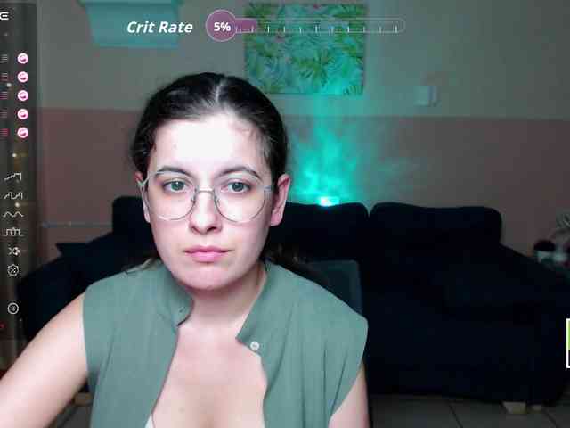 AminaBeatris13 webcam