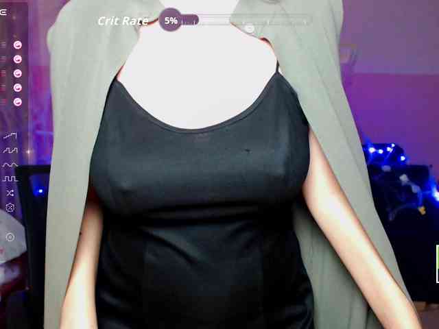 AminaBeatris13 webcam