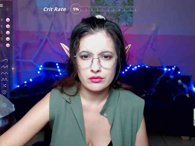 AminaBeatris13 webcam