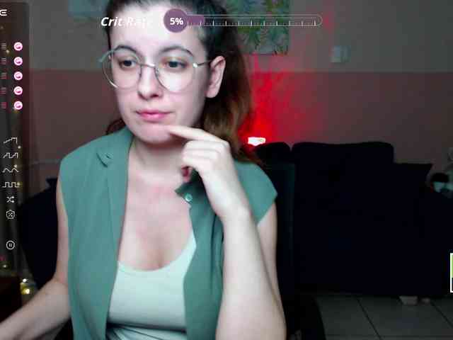 AminaBeatris13 webcam