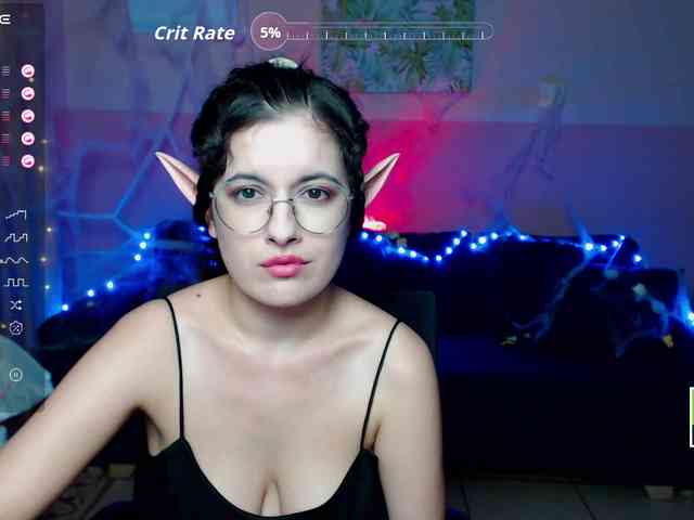 AminaBeatris13 webcam