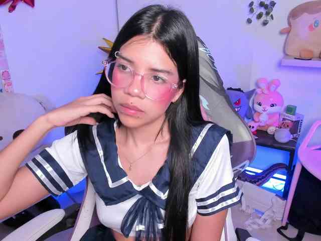 cute-stephuwu webcam