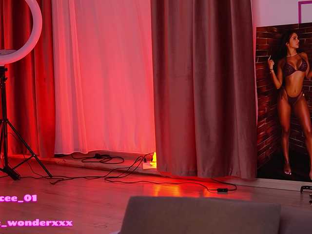 Vai a chattare su VanesaSimon VanesaSimon