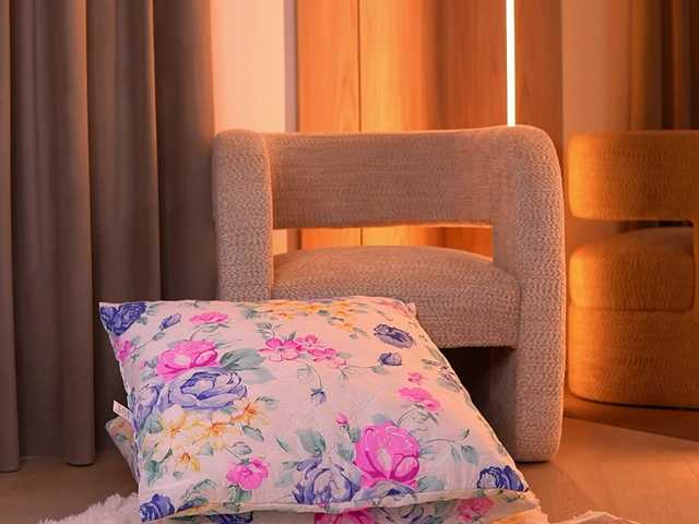 go to chat with VanesaSimon