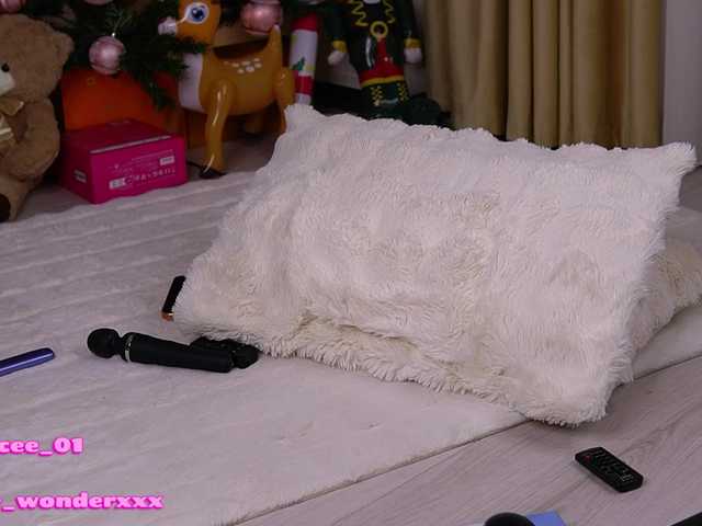 Entra en el chat con el modelo VanesaSimon VanesaSimon