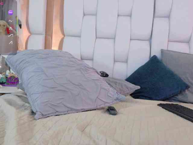 valkiriamoore webcam