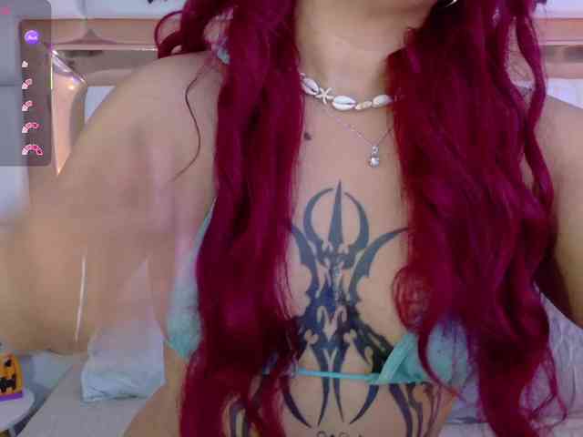 valkiriamoore webcam