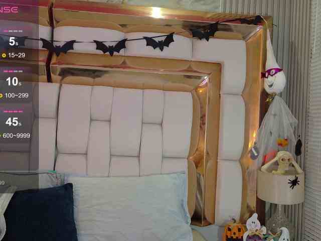 valkiriamoore webcam