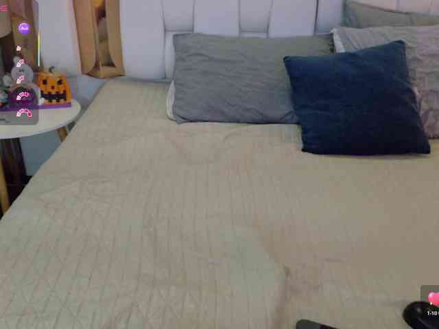 valkiriamoore webcam