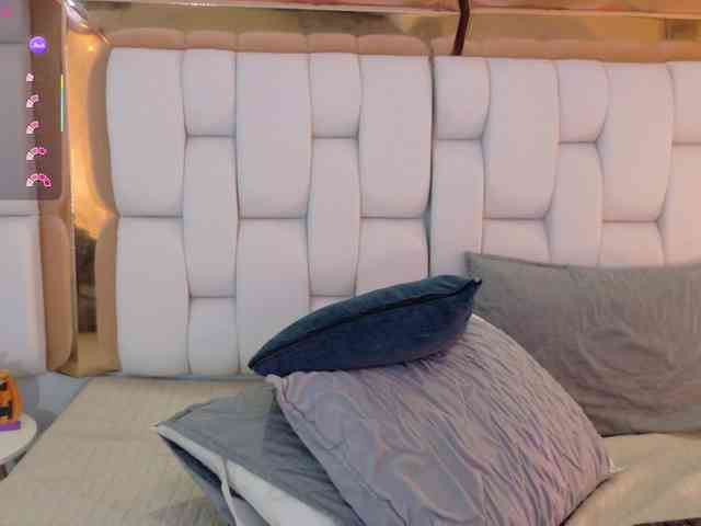 valkiriamoore webcam