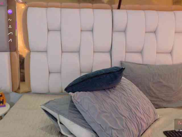 valkiriamoore webcam