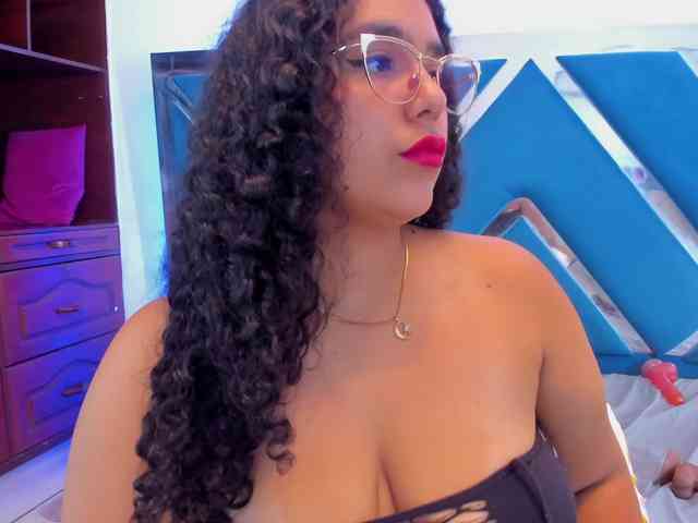 tiffanymiller1 webcam