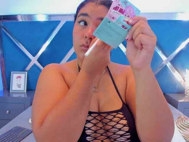tiffanymiller1 webcam