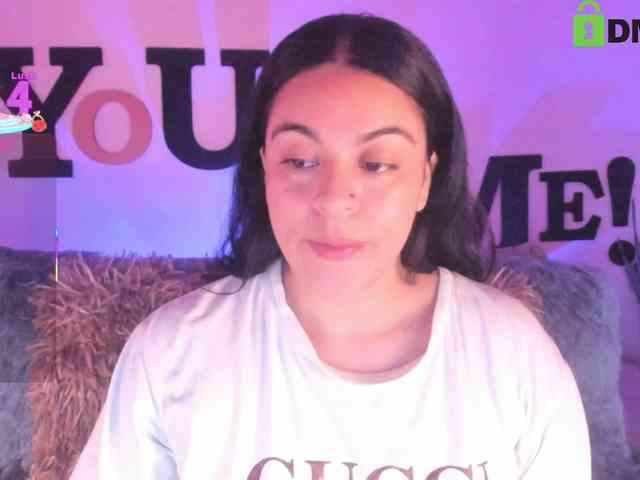 AbbySaphir webcam
