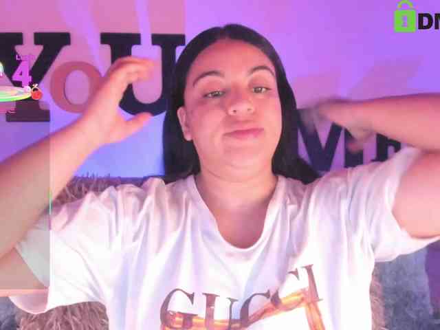 AbbySaphir webcam