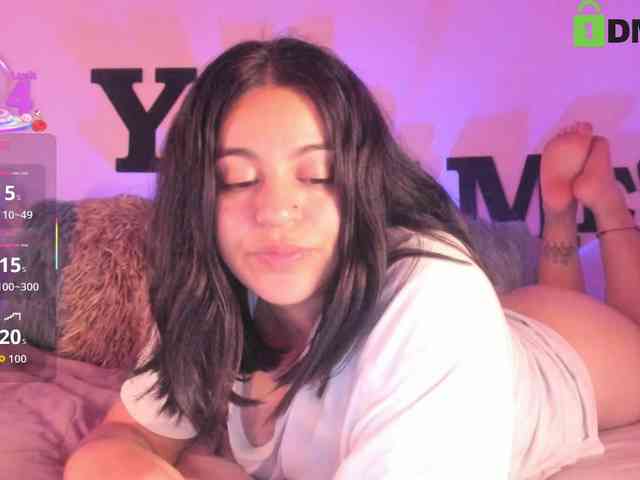 AbbySaphir webcam