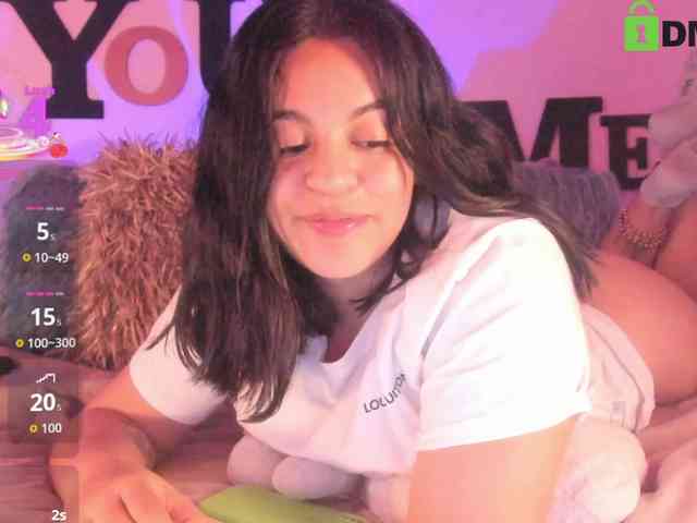 AbbySaphir webcam