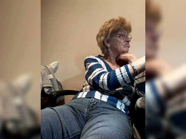 Entrez le videochat erotique avec le
modèle Reife-dame Reife-dame