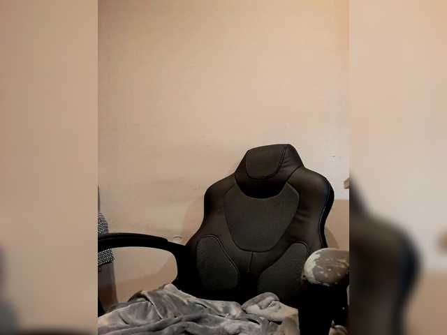 Entrez le videochat erotique avec le
modèle Reife-dame Reife-dame