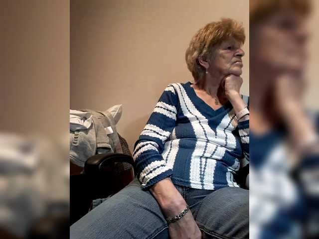 Accedi alla chat con il nickname Reife-dame Reife-dame