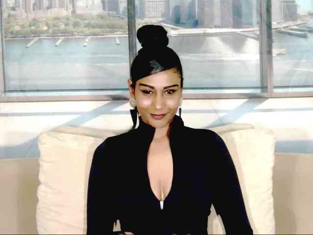 ErroticStarr webcam