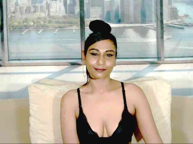 ErroticStarr webcam