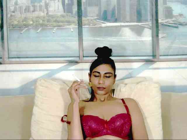 ErroticStarr webcam