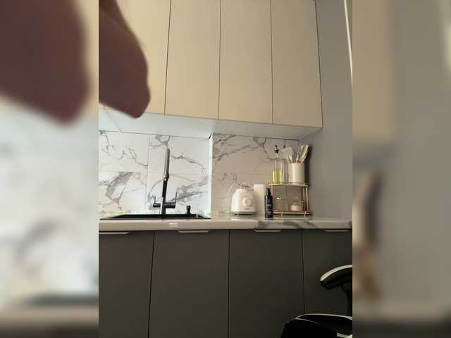 Рунетки: девка дрочит в кафе, секс чат бесплатно