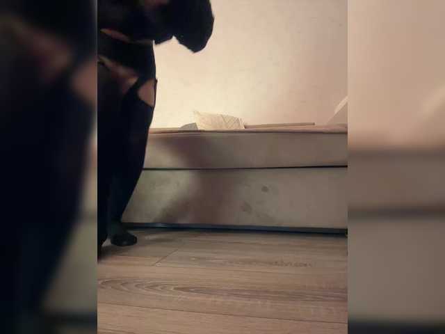 Entrez le videochat erotique avec le
modèle -ALLINA- -ALLINA-