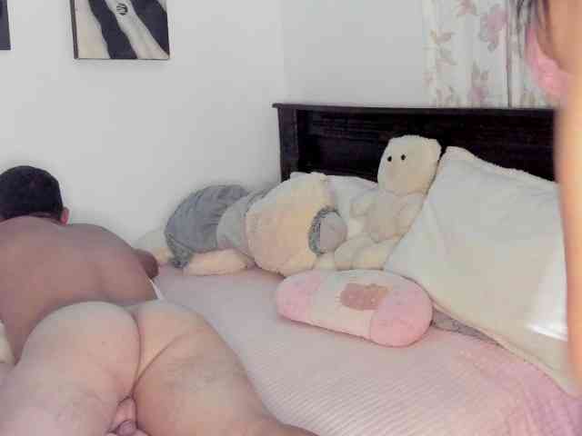 Axel-n-Alexia webcam