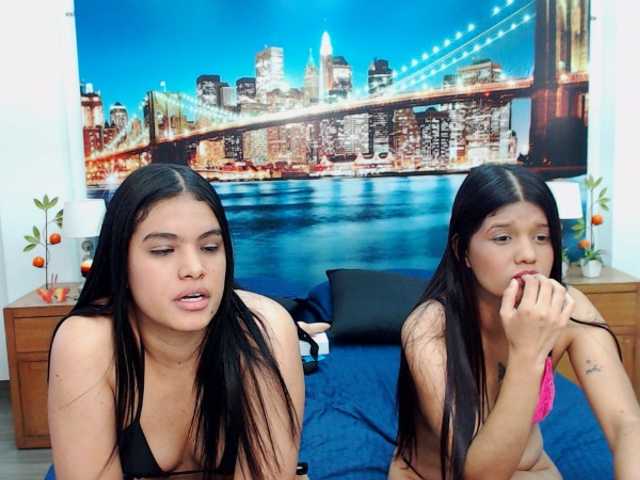 KendraAndMishel webcam