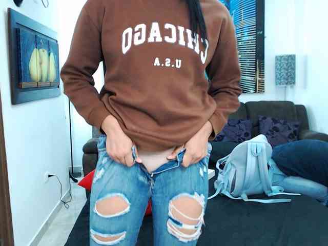 KendraAndMishel webcam