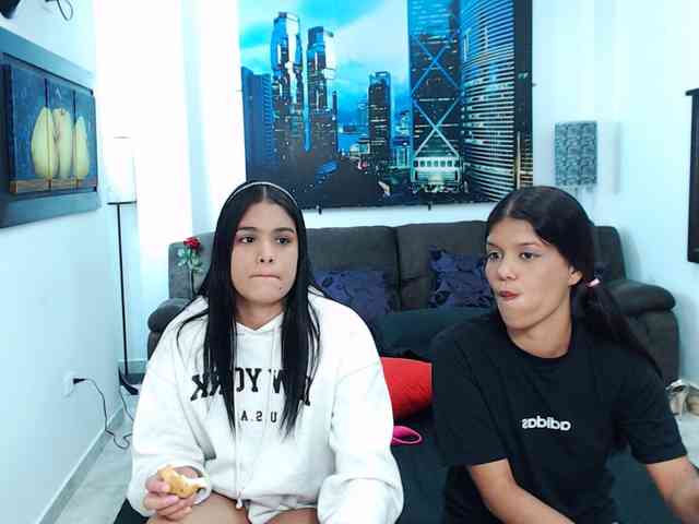 KendraAndMishel webcam