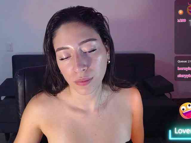 Carla-Palmer webcam