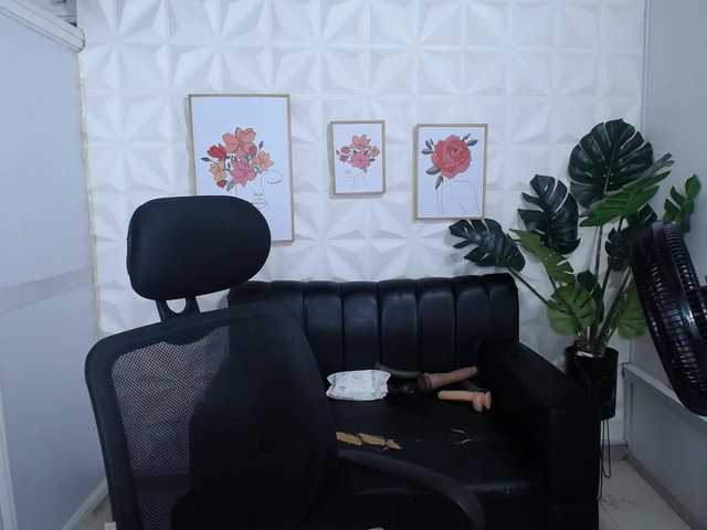 Valentina-mature webcam