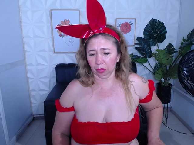 Valentina-mature webcam