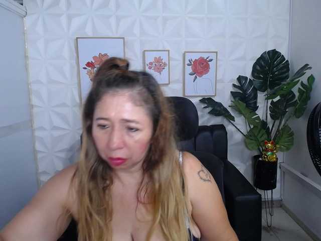 Valentina-mature webcam