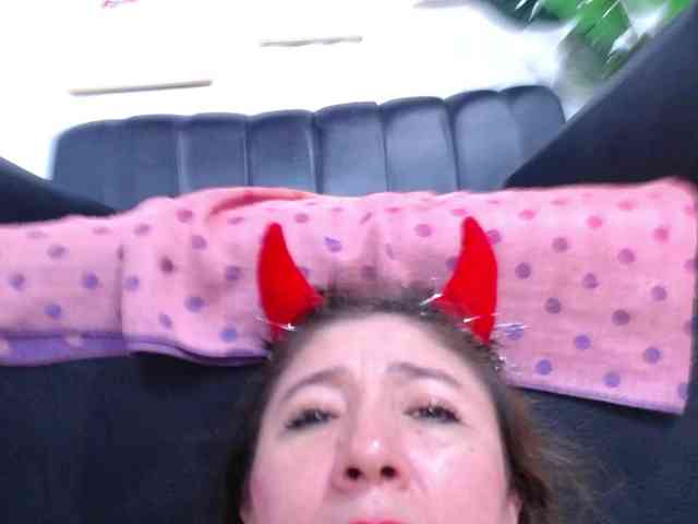 Valentina-mature webcam