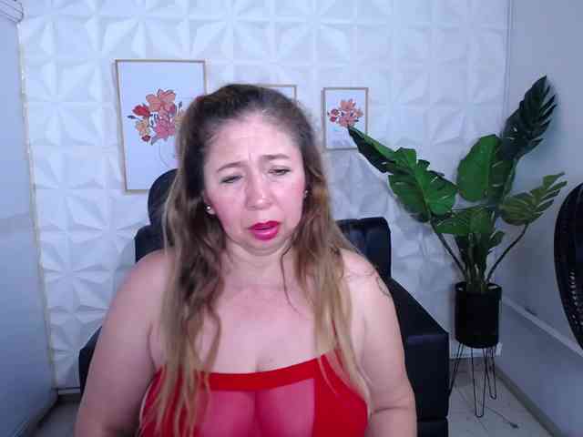 Valentina-mature webcam