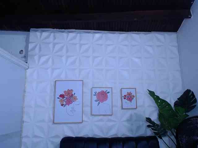 Valentina-mature webcam