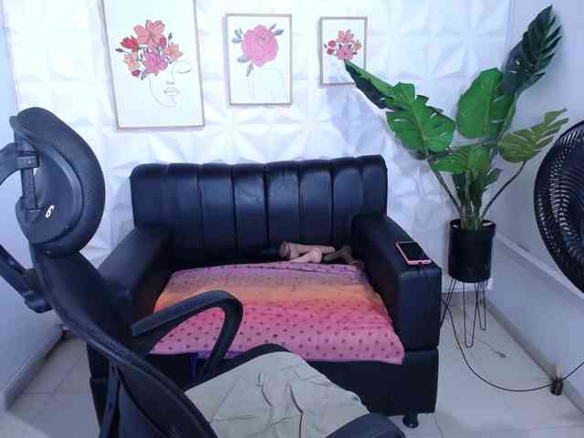 Valentina-mature webcam