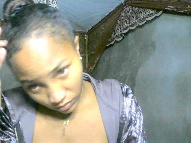 Asmirah webcam