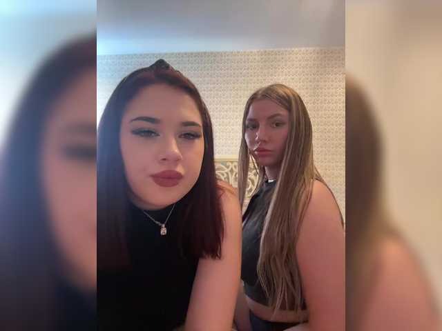 Vai a chattare su Karoleila_07 Karoleila_07