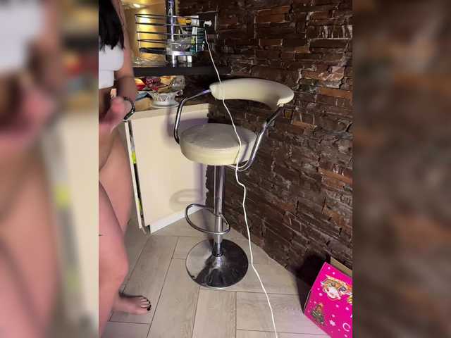 Entrez le videochat erotique avec le
modèle Karoleila_07 Karoleila_07