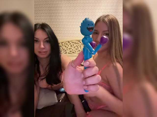 go to chat with Karoleila_07