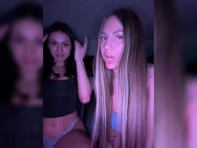 Entrez le videochat erotique avec le
modèle Karoleila_07 Karoleila_07