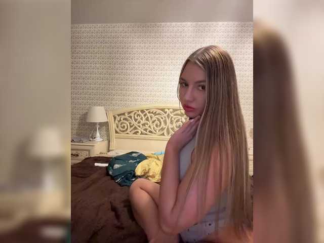 Vai a chattare su Karoleila_07 Karoleila_07